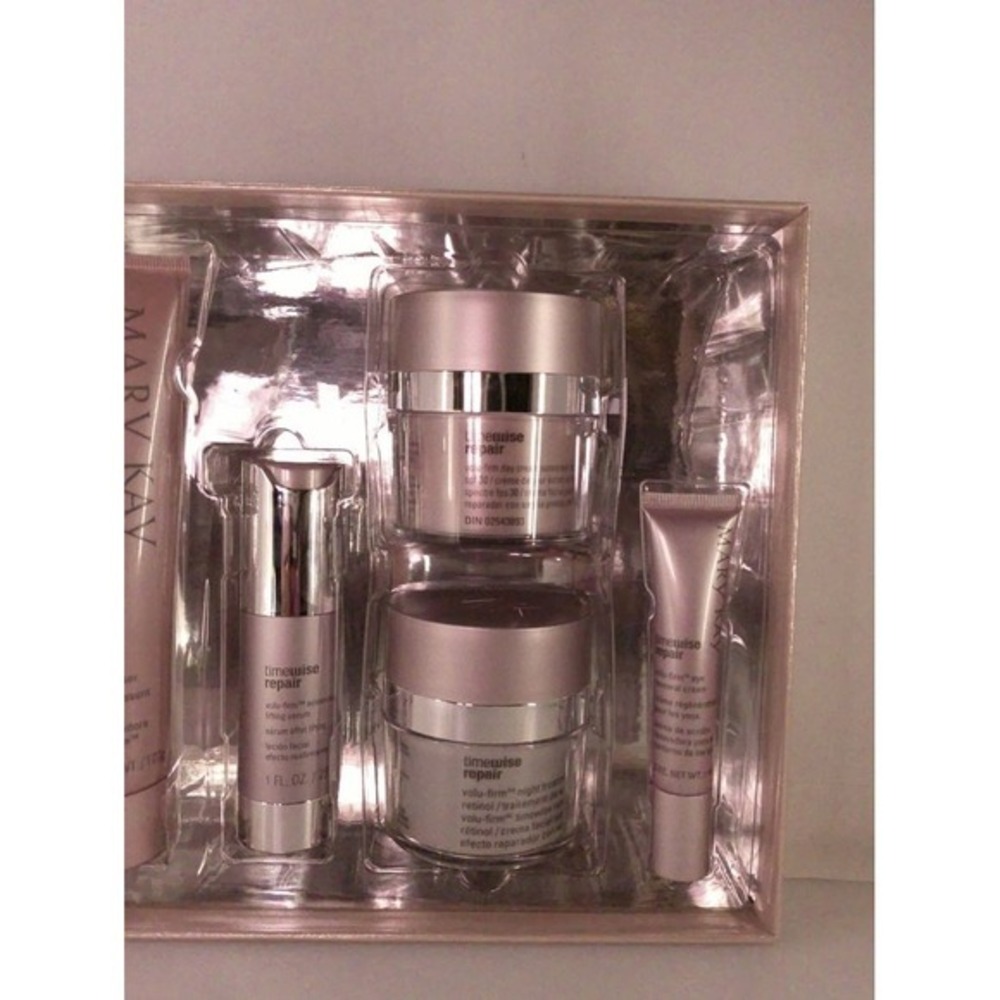 MARY KAY TimeWise Repair Volu-Firm Skincare 5 Piece Set Anti Aging SPF 30 NEW - Picture 7 of 10